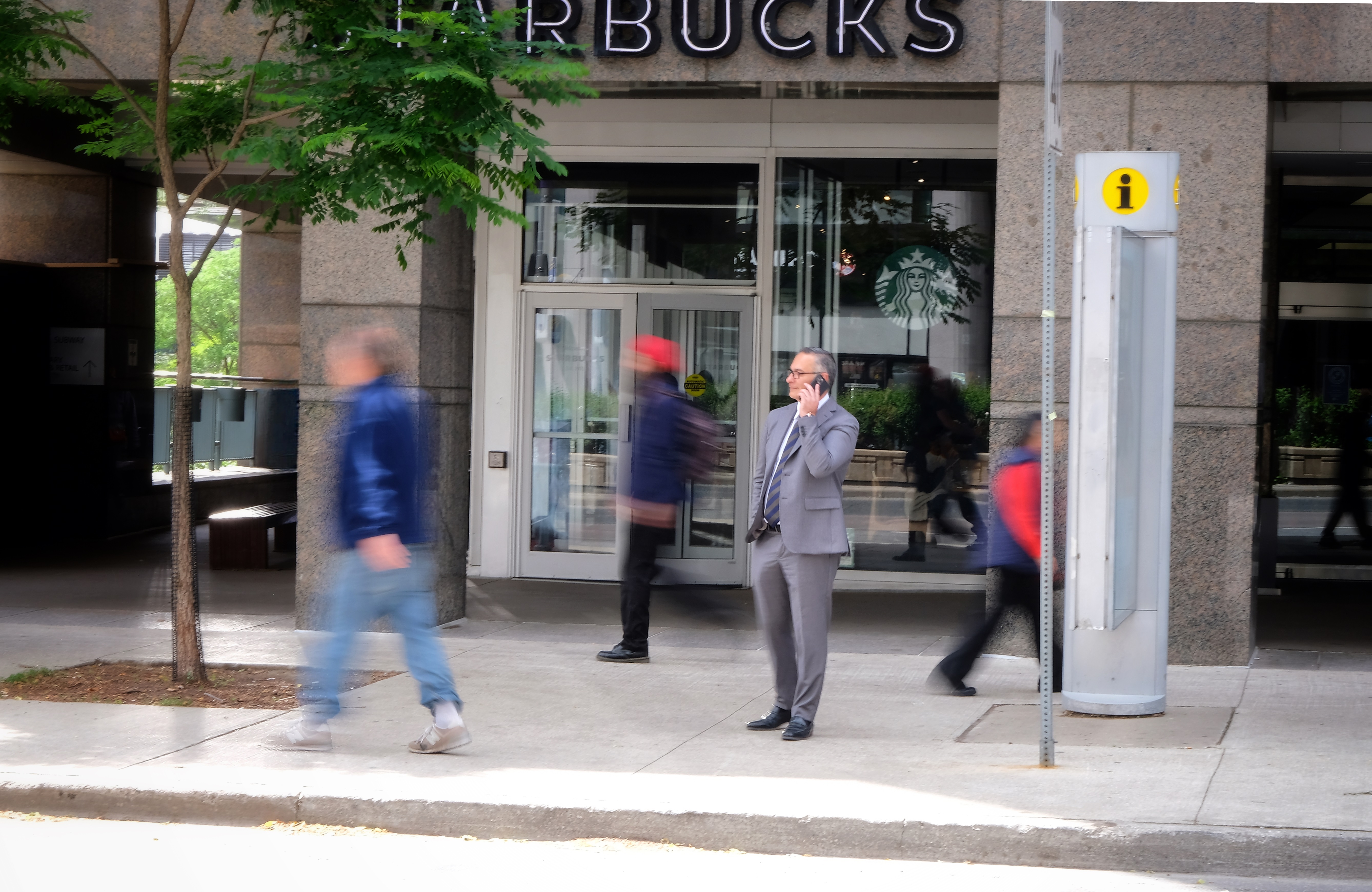 Starbucks.jpg