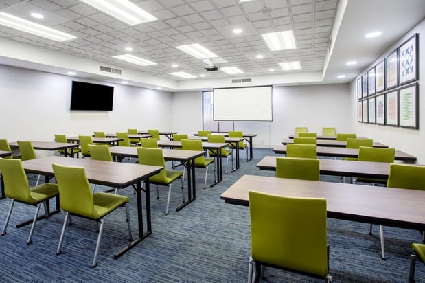 Images Holiday Inn Express & Suites Fort Wayne by IHG