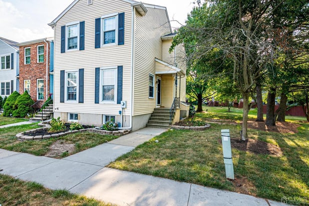Images YOUSUF SYED, EXP Realty - Realtor in Metuchen