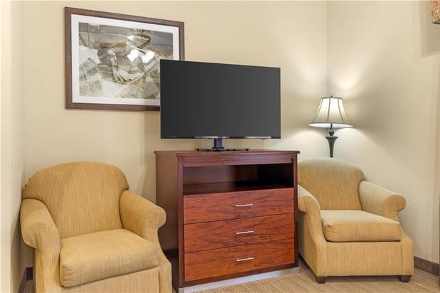 Images Best Western Plus Monica Royale Inn & Suites