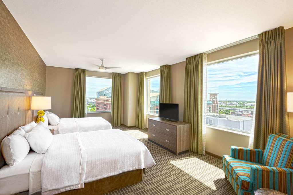 Guest room