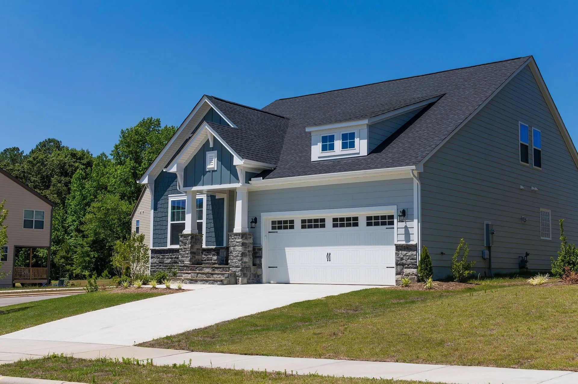 Peak Company Roofing Image