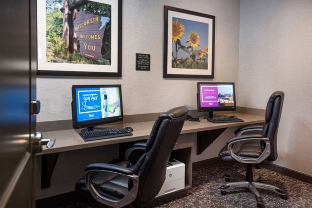 Images Hampton Inn & Suites at Wisconsin Dells Lake Delton