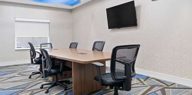 Images Holiday Inn Express & Suites Macon North by IHG