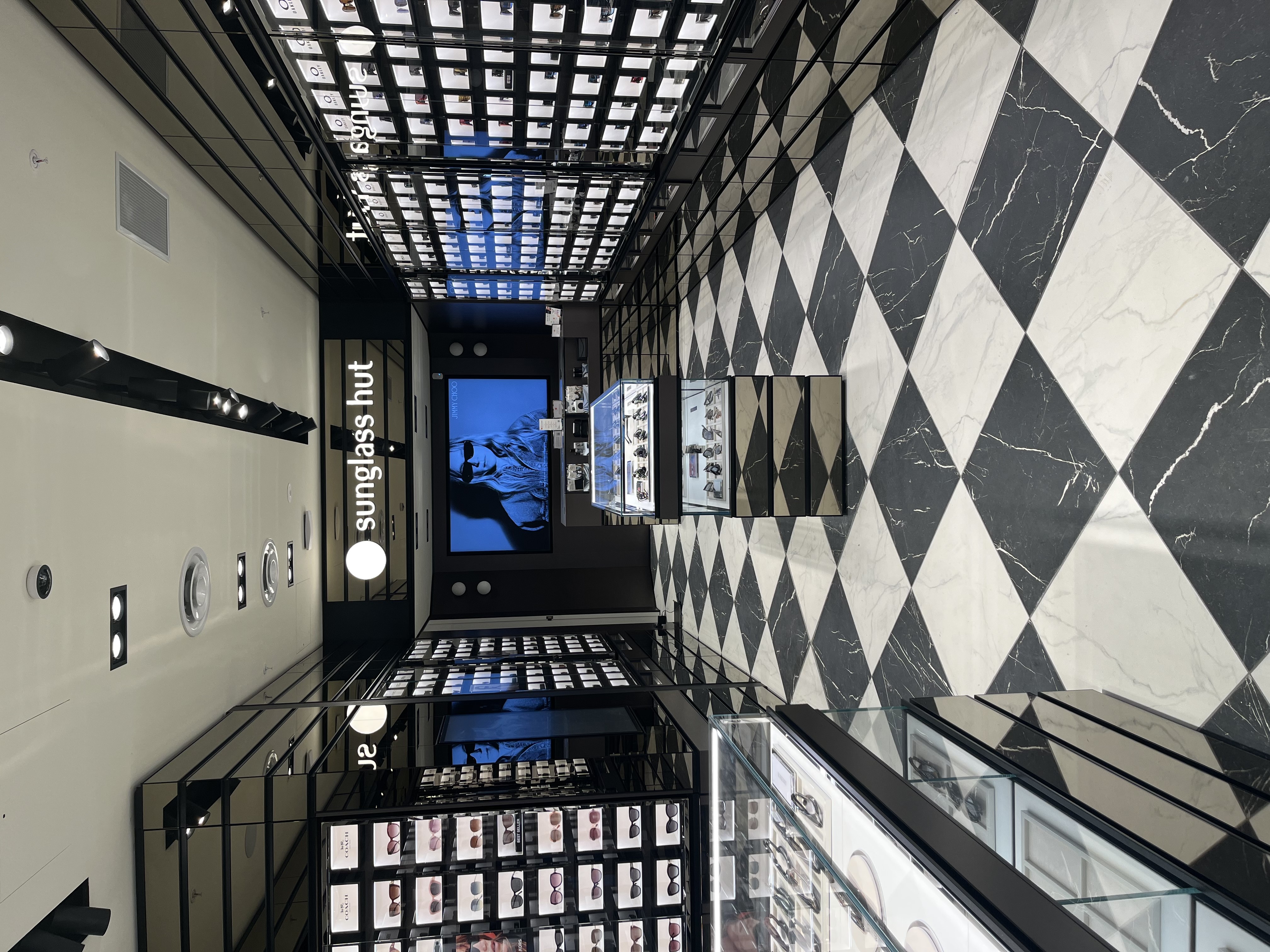 Images Sunglass Hut Lambton Quay