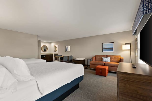 Images Hampton Inn & Suites by Hilton Petoskey