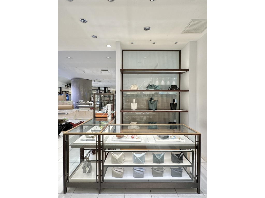 Images ロエベ 伊勢丹新宿店1F