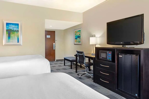 Images Best Western Hartford Hotel & Suites