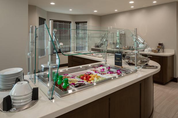 Images Staybridge Suites Phoenix – Biltmore Area by IHG