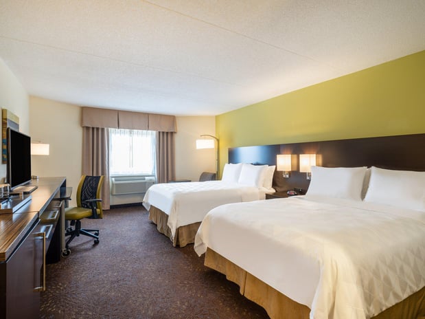 Images Holiday Inn Greensboro Coliseum by IHG