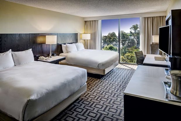 Images Hilton Sacramento Arden West