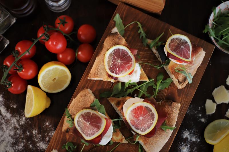 The Dorian Gray-Gourmet Pizza And Burger