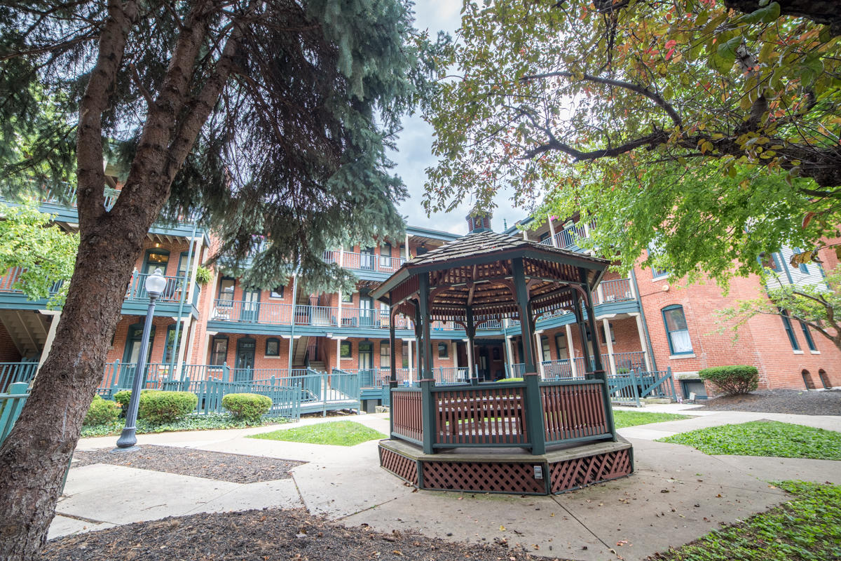 Lockerbie Court Apartments on Mass Ave Photo