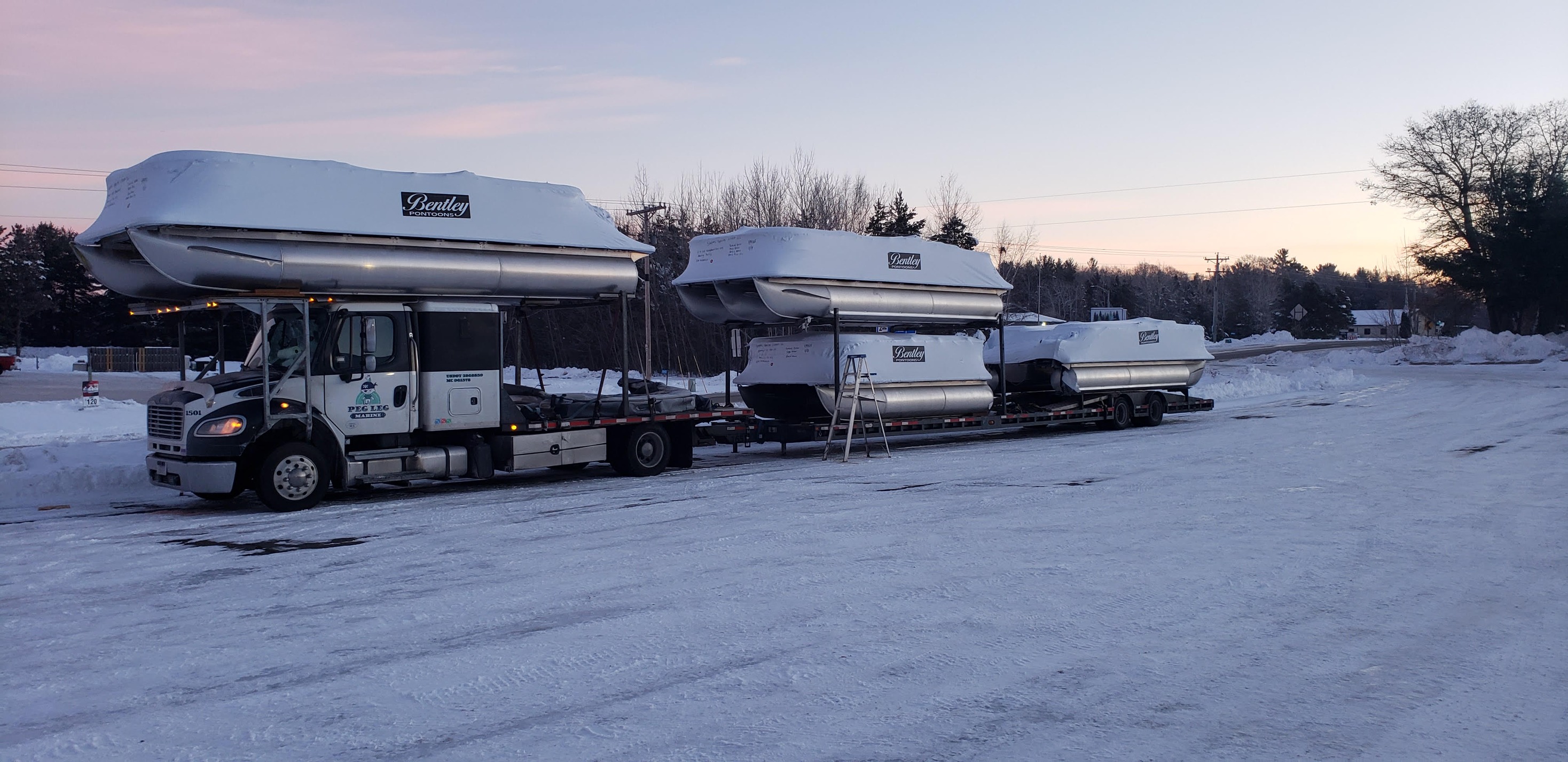 Staples Sports Lincoln Image