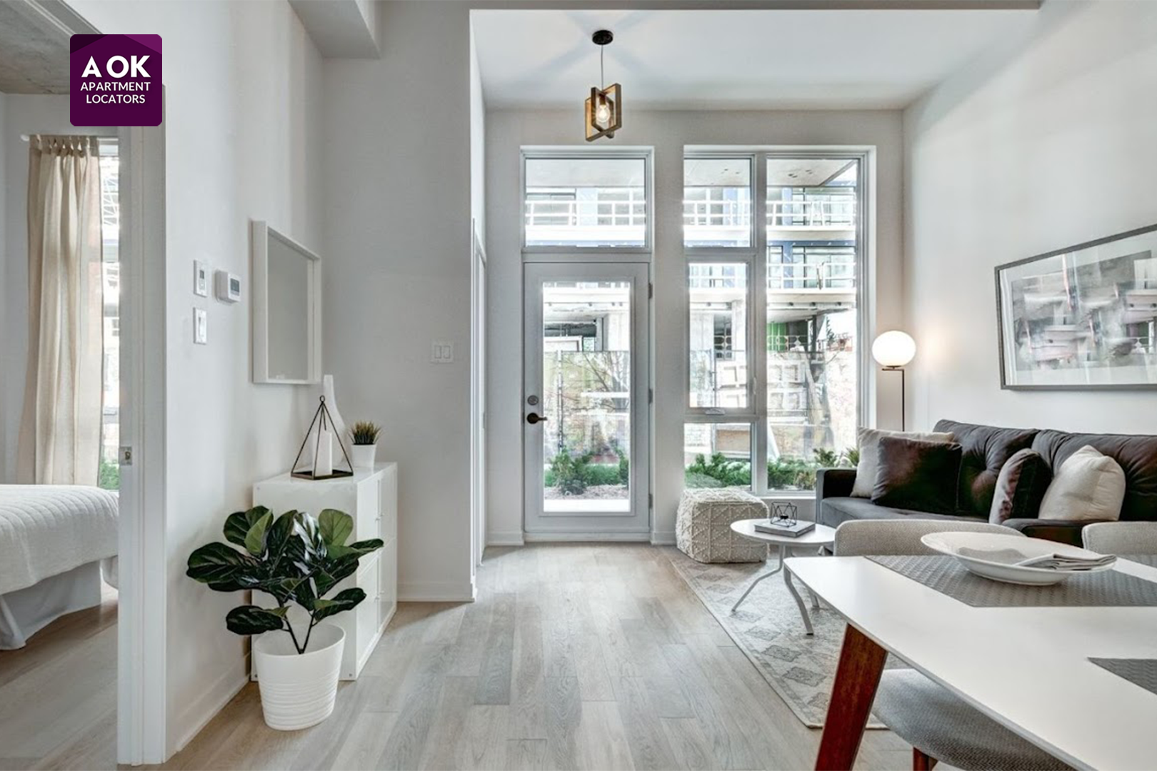 Chic and modern apartment with private balcony and high-end finishes.