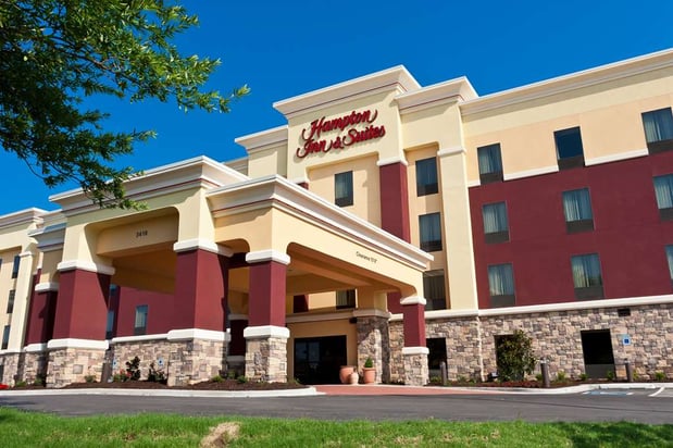 Images Hampton Inn & Suites Tulsa/Central