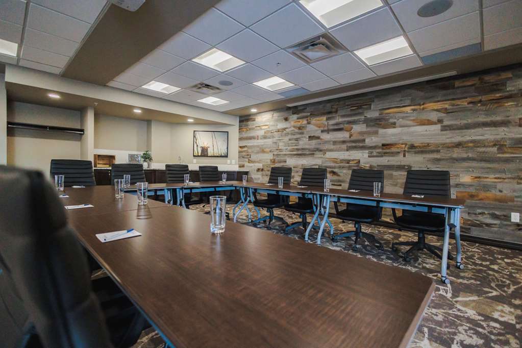 Images Best Western Plus Lacombe Inn & Suites