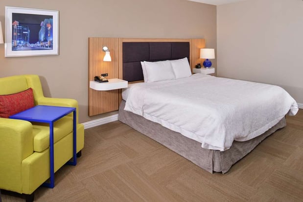 Images Hampton Inn Greensboro-East