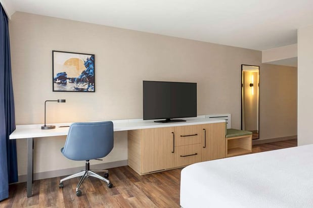 Images Hilton Garden Inn Monterey