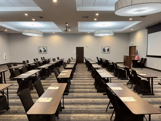 Images Holiday Inn Carlsbad - San Diego by IHG