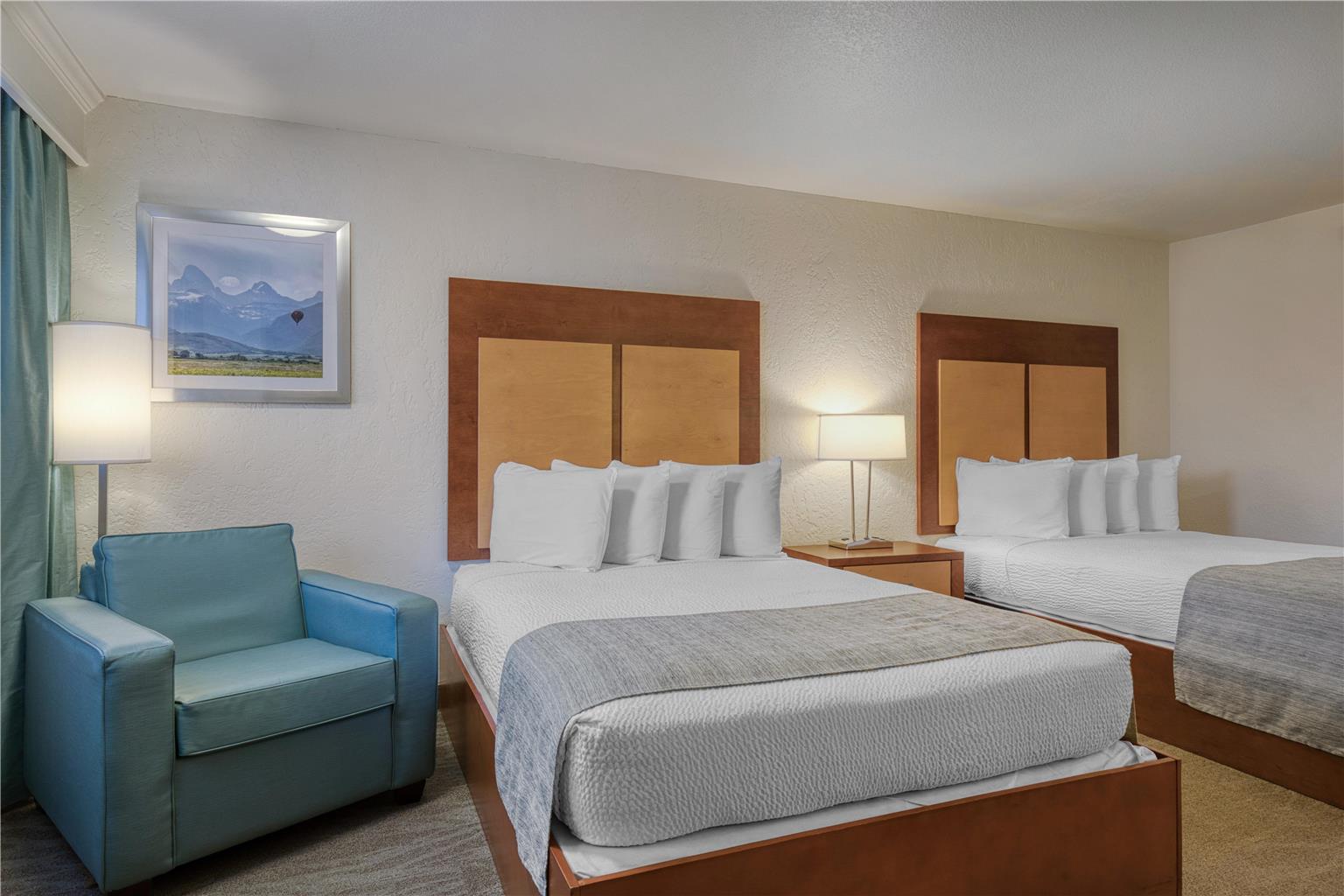 Double Queen Guest Room