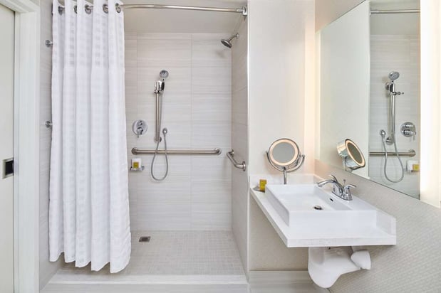 Images DoubleTree by Hilton Hotel Irvine - Spectrum