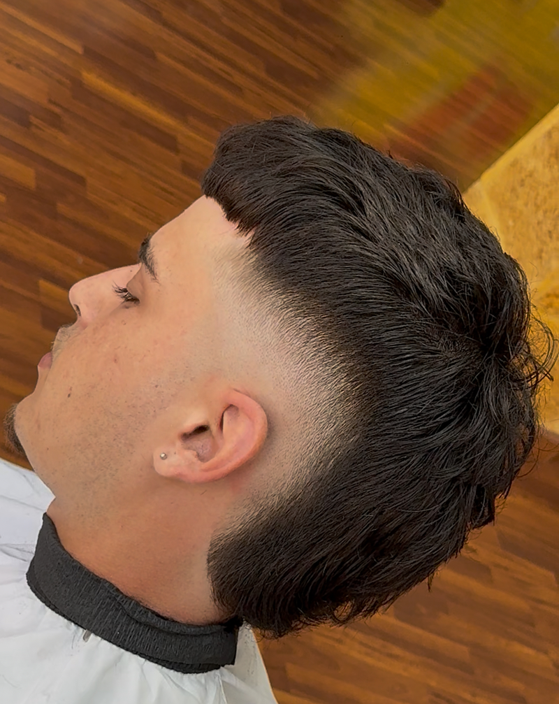 Images KAWS BARBERIA & BEAUTY STUDIO