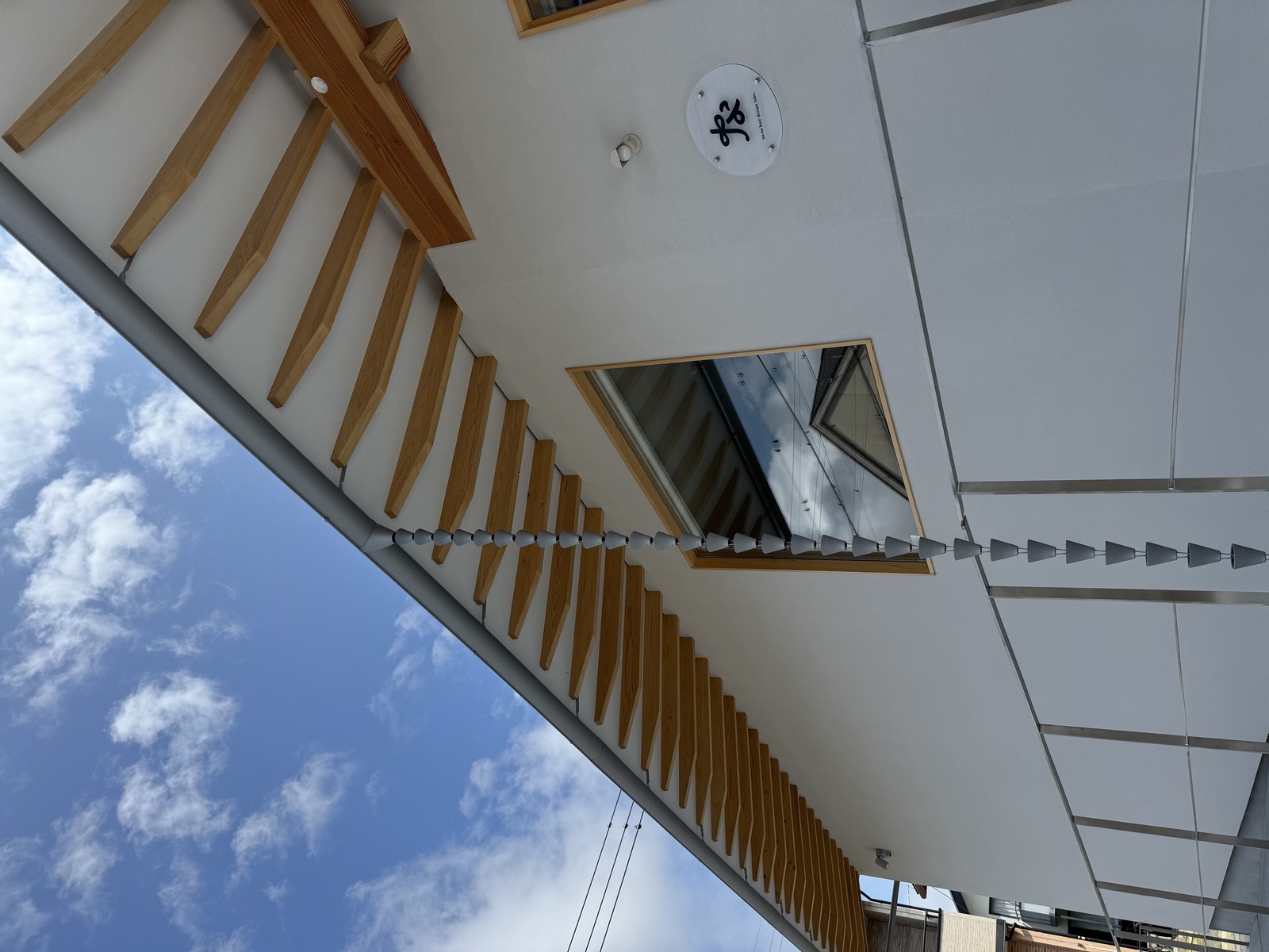 Images na-na hair design labo.