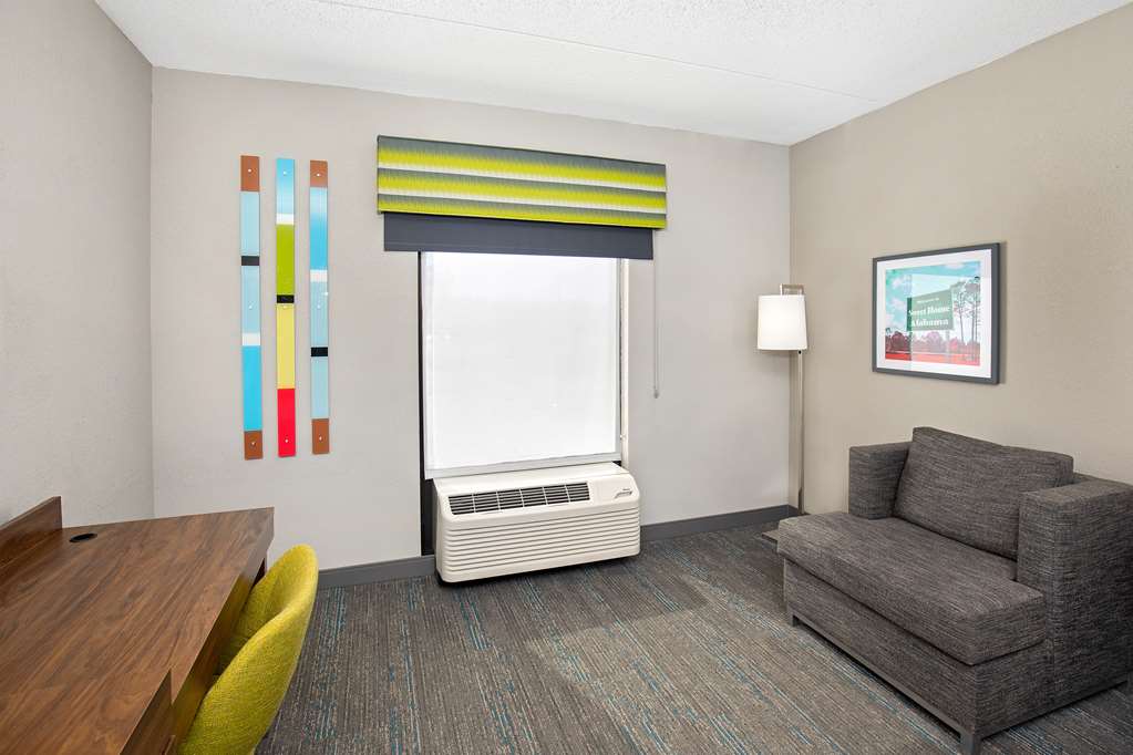 Guest room