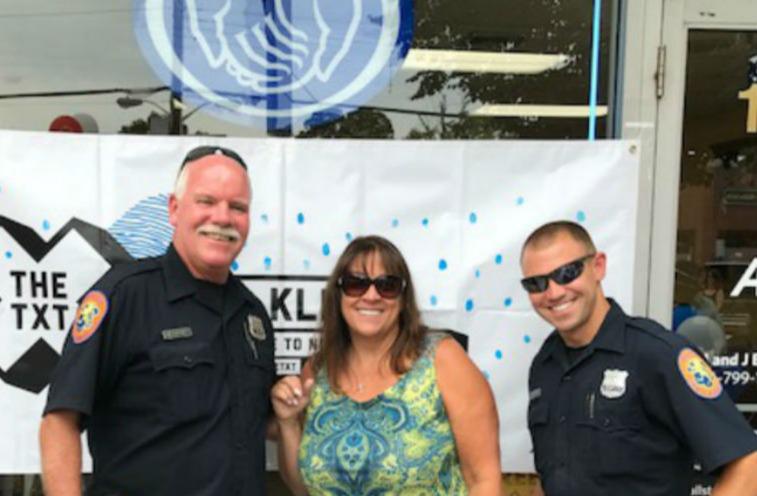 In August 2017, our Allstate agency to proud to participate in our local street fair and promote “X the Text”. I’m glad we could have these 2 officers show their support for this program.