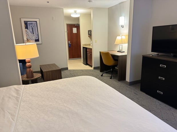 Images Holiday Inn Express & Suites St. Paul - Woodbury by IHG