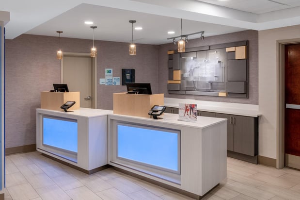 Images Holiday Inn Express & Suites Colorado Springs Airport by IHG