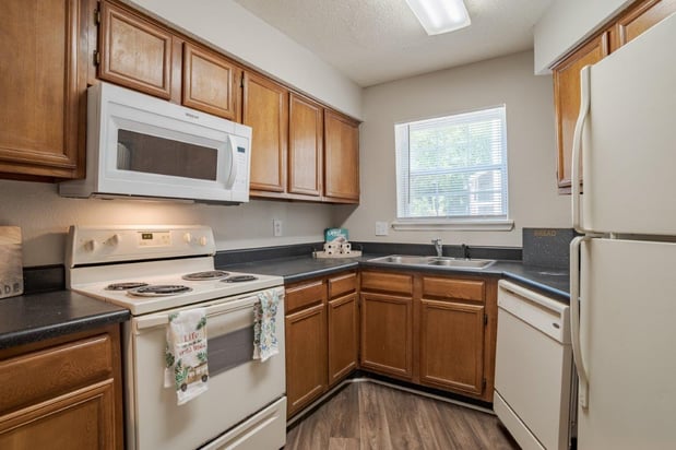 Images The Waterford Apartments Apartment Homes