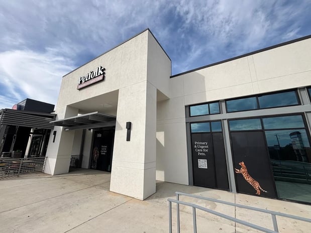 Images Petfolk Veterinary & Urgent Care - Far North Central