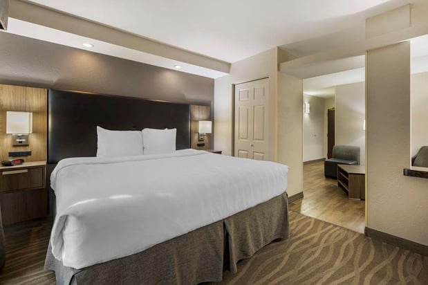 Images Best Western Plus Nashville Airport Hotel
