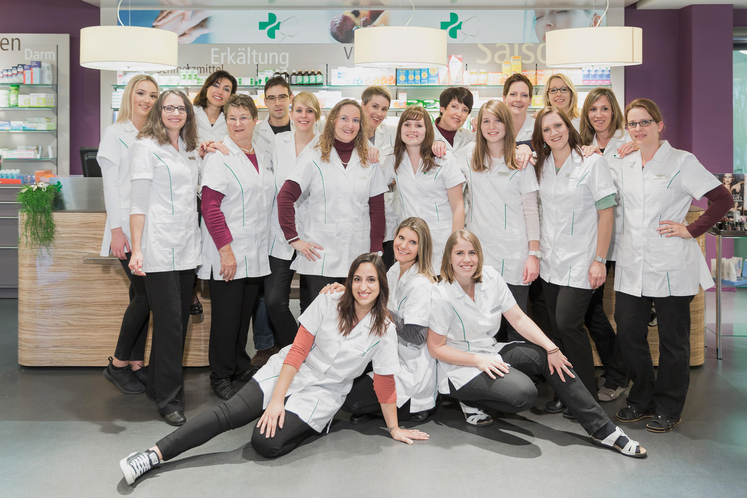 Lindenapotheke AG - Schöftland Zentrum, Dorfstrasse 13 in Schöftland