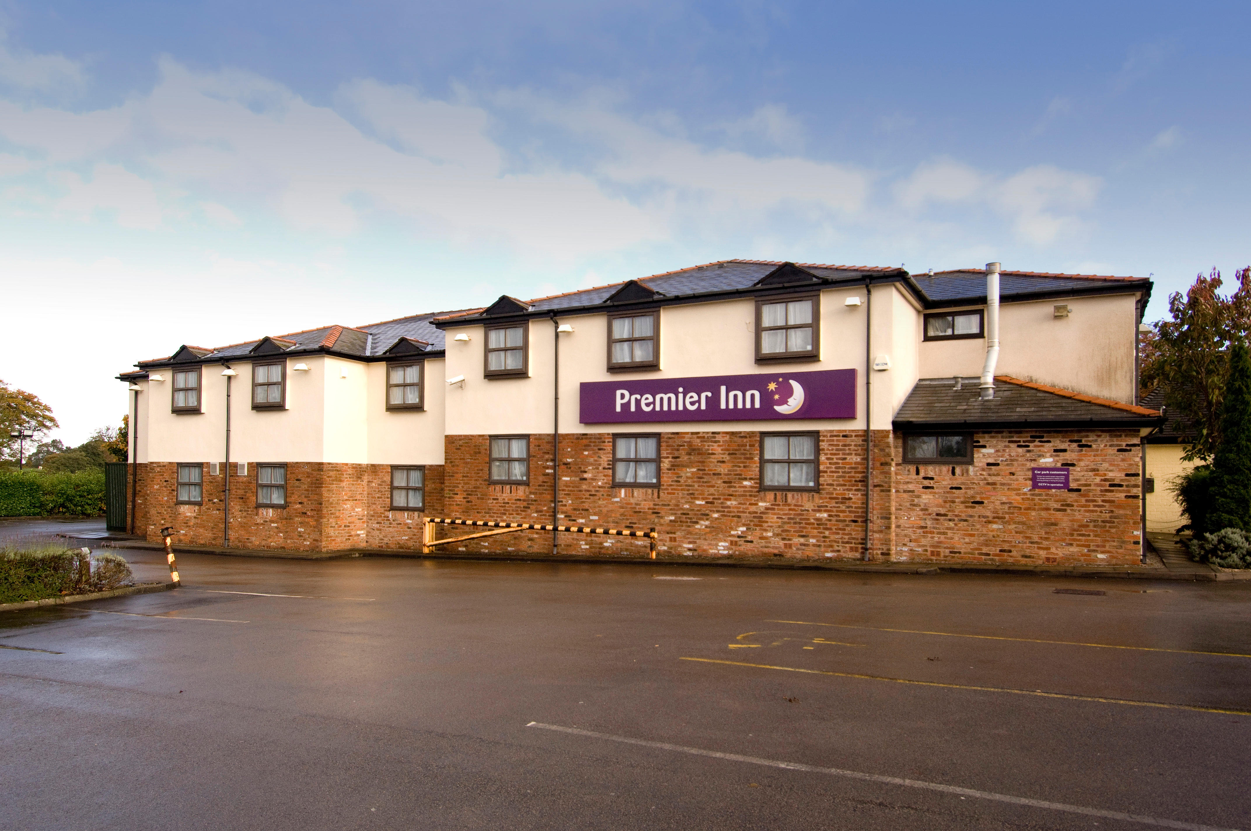 Images Premier Inn Macclesfield South West hotel