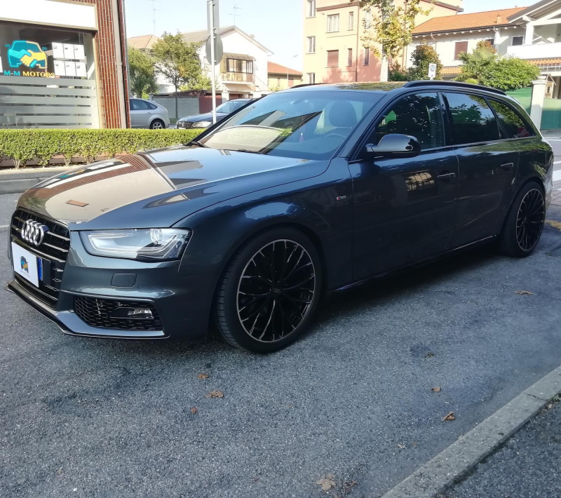 Images M-M Motors Milano Ovest