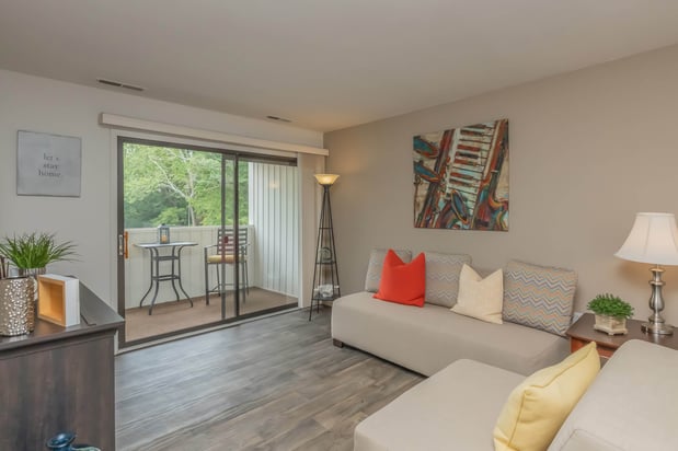 Images Pebble Creek Apartments