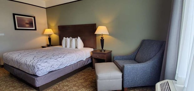 Images Best Western Plus Emory at Lake Fork Inn & Suites