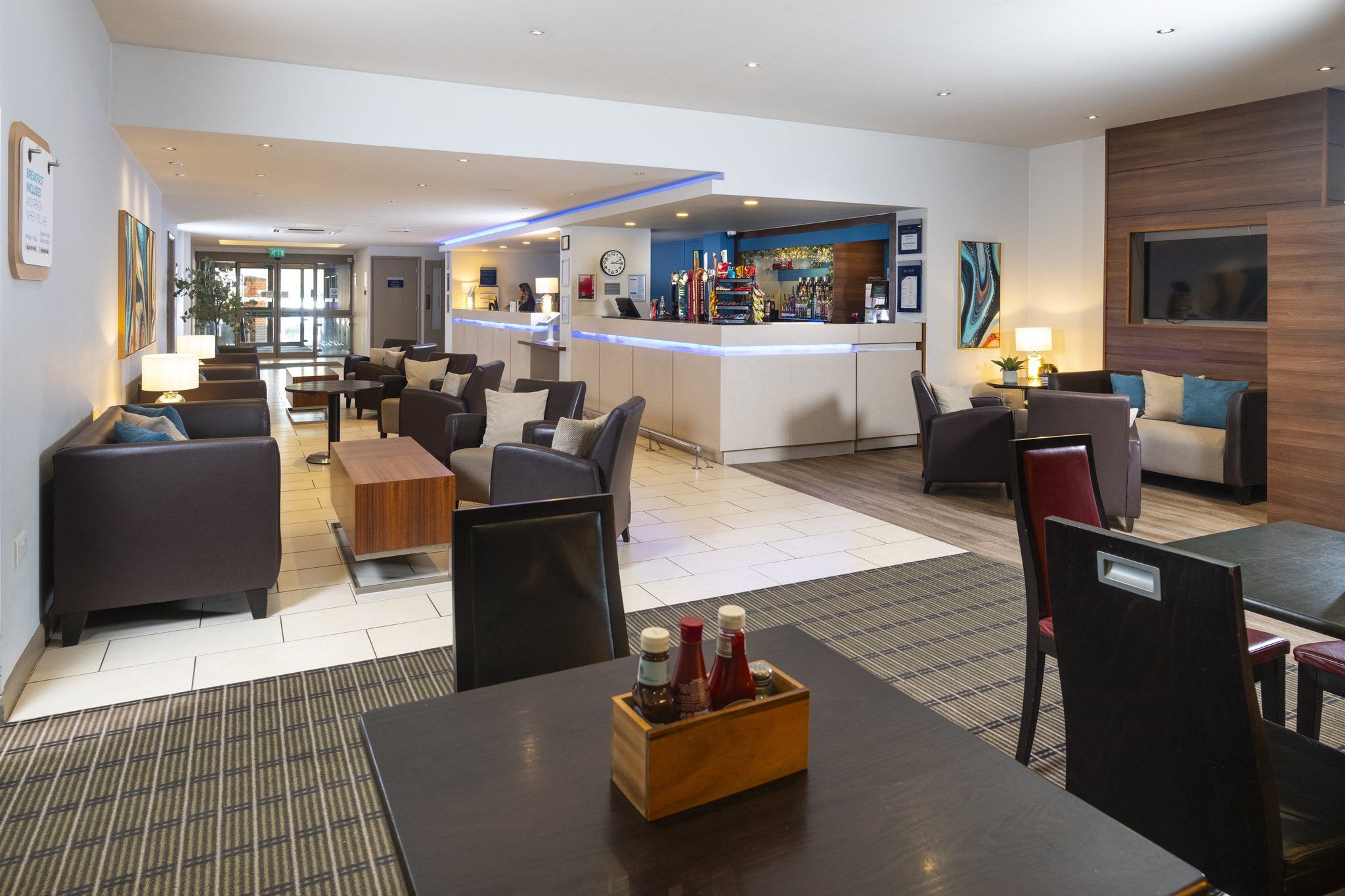 Holiday Inn Express Taunton East by IHG