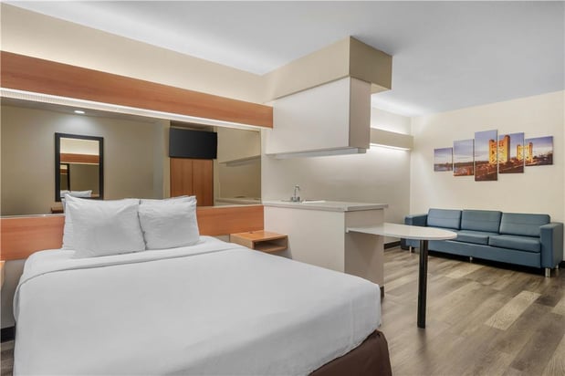 Images SureStay by Best Western Sacramento South Natomas