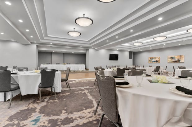 Images Holiday Inn Dubuque/Galena by IHG