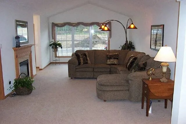 Images Silver Oaks Townhomes