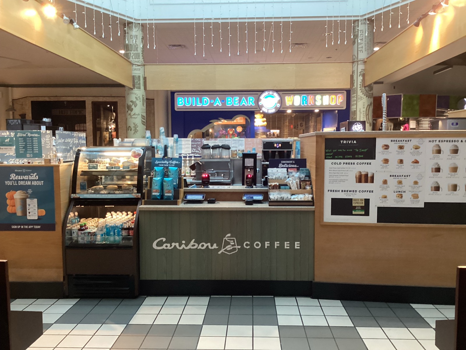 Storefront of the Caribou Coffee at 1600 Miller Trunk Highway in Duluth