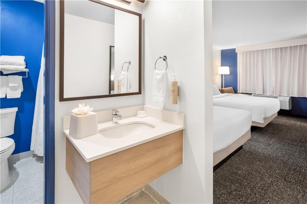 Images Spark by Hilton Kent Seattle