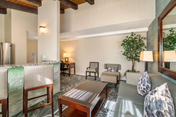 Images Best Western Plus Carpinteria Inn