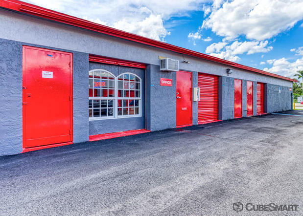 Images CubeSmart Self Storage