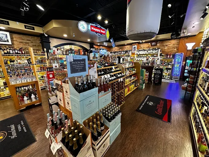 Images 12th & Pine Liquor Store