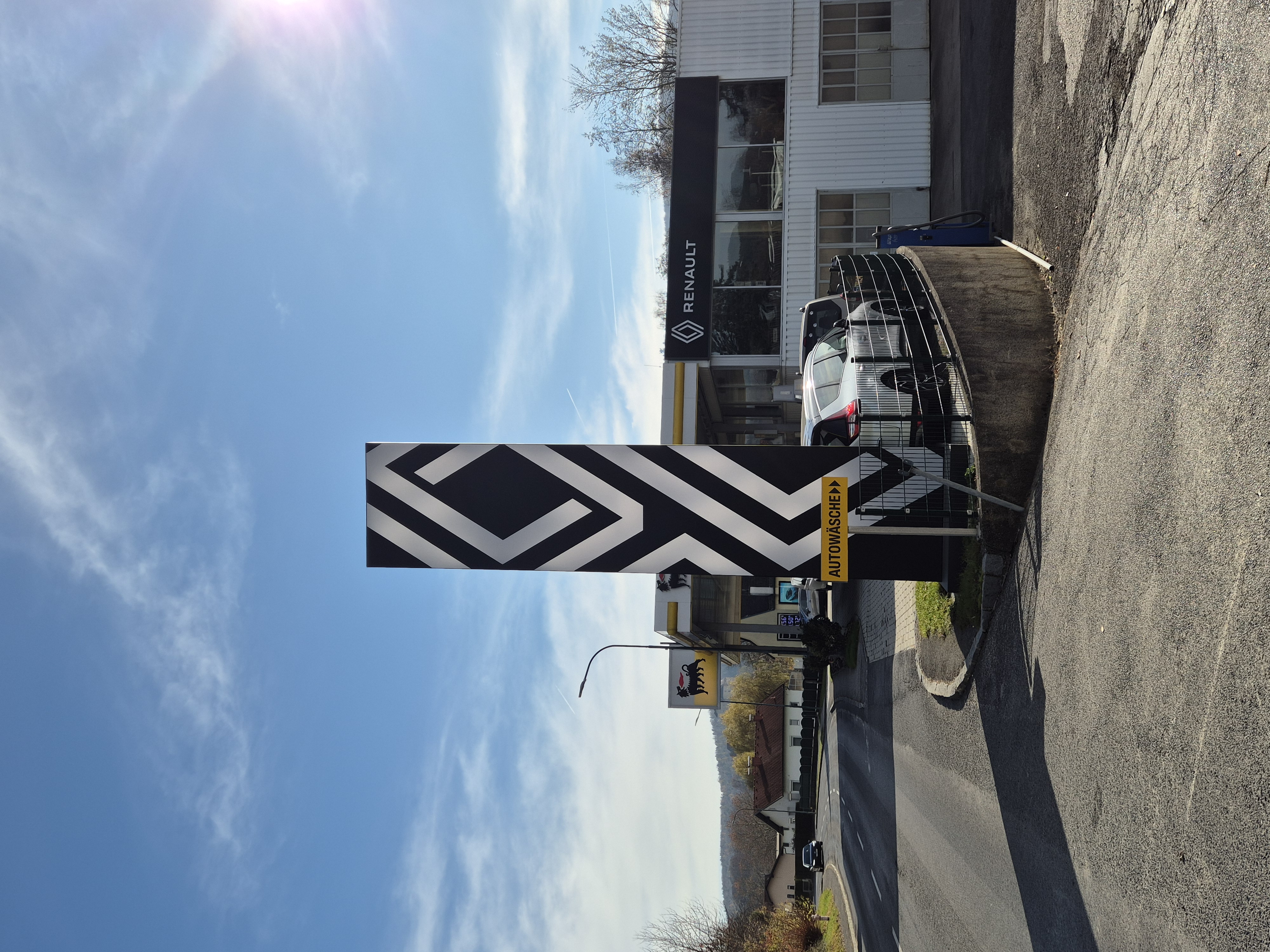 Bild 2 von Autohaus Schmall Renault - Dacia Kfz Werkstätte e.U.